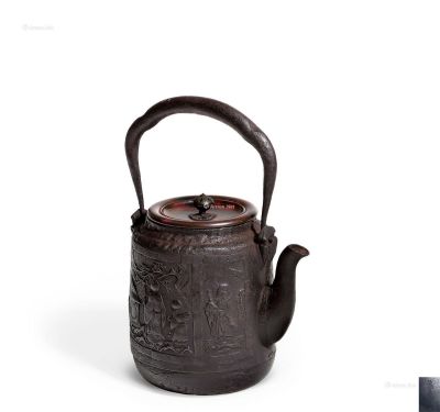 明治时期 龙文堂荒肌人物纹斑斓铜盖铁壶