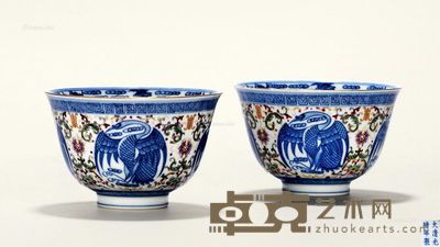 清光绪 青花粉彩团鹤纹盏 （一对） 直径9.5cm×2