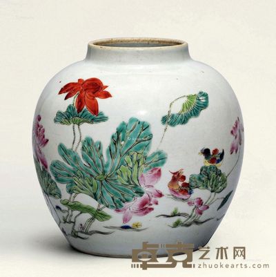 清乾隆 粉彩荷花鸳鸯莲池罐 高18cm