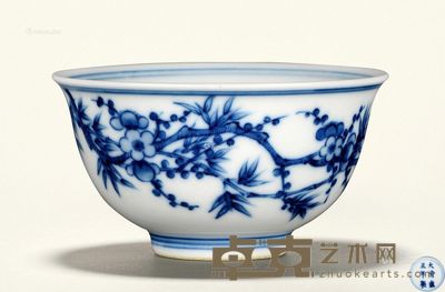 清雍正 青花梅竹双清杯 直径9.5cm