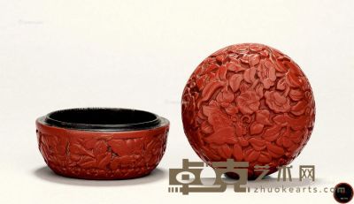 清 剔红蝶恋花纹小圆盒 高4cm；直径5.4cm