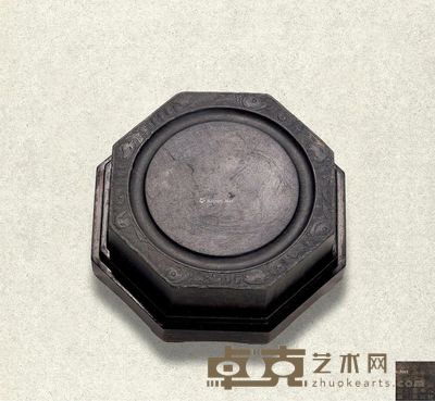 清乾隆 歙州罗纹 仿唐八棱澄泥砚 乾隆御制铭文题属 纵10.7cm;宽10.7cm;高3.5cm