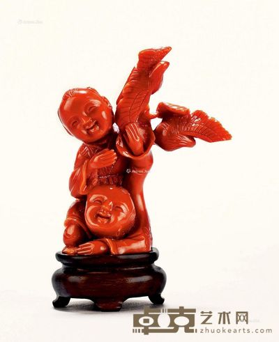 清 珊瑚婴戏摆件 高8.7cm