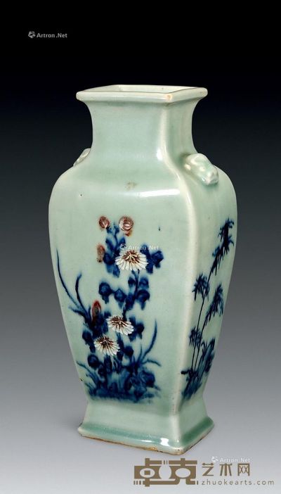 清乾隆 青花釉里红花卉方瓶 高27cm