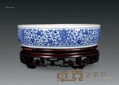 清乾隆 青花缠枝莲纹洗 直径25cm