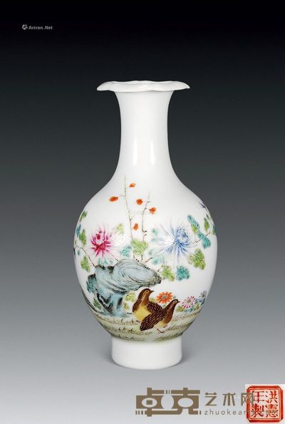 民国 粉彩“安居乐业”小瓶 高23cm