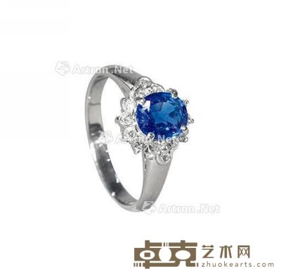 Pt900蓝宝钻戒