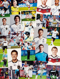 2014年世界杯冠军德国队 全体队员及教练签名照一套