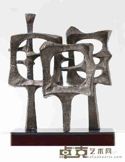 博特·莫克塔 约1970年代作 审美元素雕像 13.5×100.5×41cm.