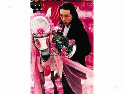 王晋 1995年作 娶头骡子