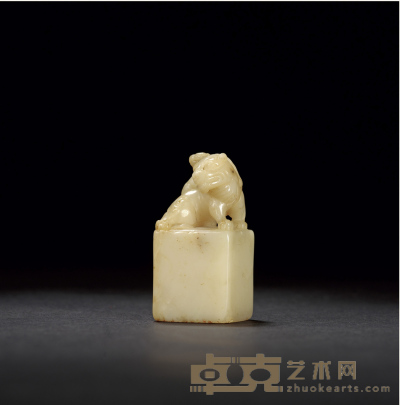 清·寿山白芙蓉石子母狮钮章 3.2×3.2×6.6cm