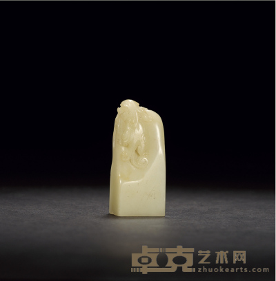 寿山将军洞白芙蓉石古兽钮章 2.6×1.8×7cm