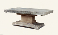 明·汉白玉长方形石桌