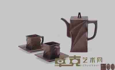 王石耕·芳春茶具 高16cm；宽15.5cm