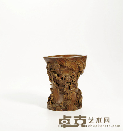 清·黄杨木雕山水人物笔筒 高：10.5cm