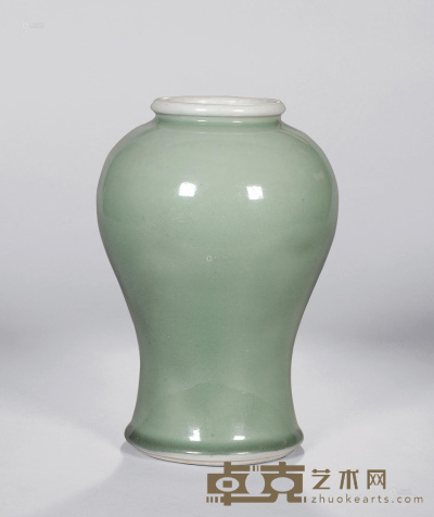 清雍正 翠青釉广口瓶 高25.5cm