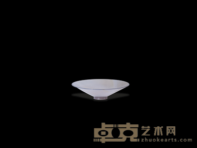 玛瑙雕斗笠盏 直径:11.8cm