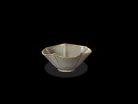 龙泉花口碗