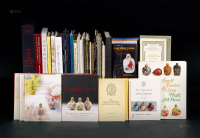 1962－2008年作 鼻烟壶书籍56册 鼻烟壶拍卖图录35册 共91册