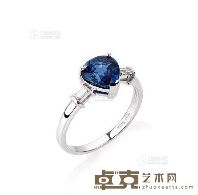 皇室蓝天然蓝宝石配钻石戒指 --