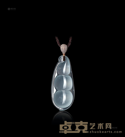 天然翡翠福豆配钻石挂件 --
