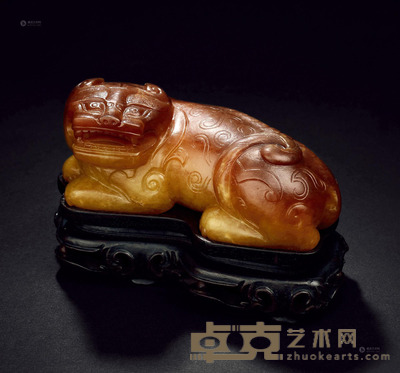 清乾隆 黄玉瑞兽 长8.6cm