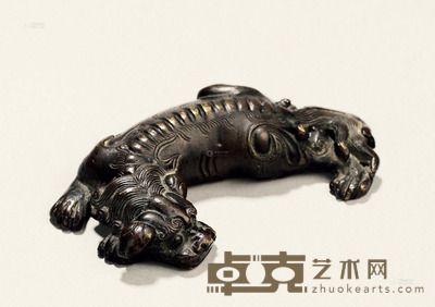 明 铜瑞兽镇纸 长8cm
