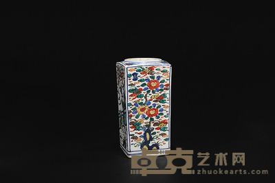 大明万历款五彩花卉纹方瓶 H:17.5cm