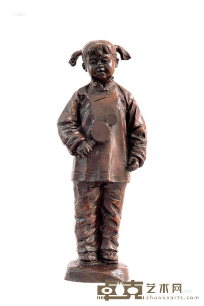田跃民 2012年作 拿拨浪鼓的女孩 青铜雕塑 21×54×13cm