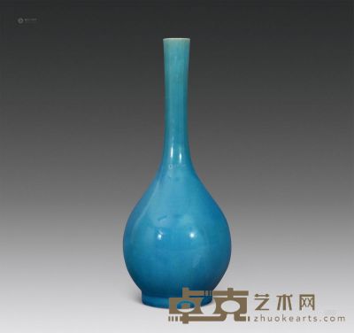 清 孔雀绿釉长颈瓶 高24.5cm