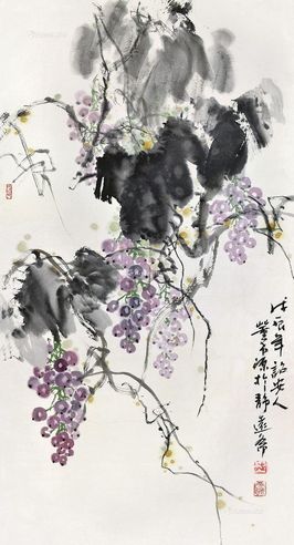 董希源     1988年作 葡萄 镜片 设色纸本