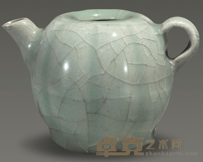 龙泉窑瓜棱形水注 7×10cm