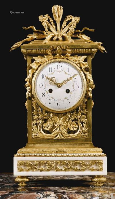 路易十六世风格卡拉拉大理石镶铜鎏金壁炉台钟