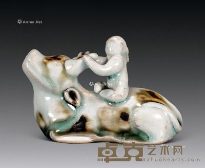 民国 青釉骑牛水注 长9cm