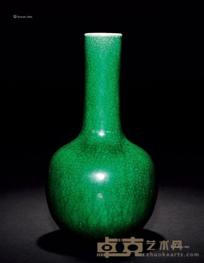 清中期 郎绿小天球瓶 高22cm