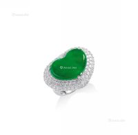 天然满绿心型翡翠配钻石戒指