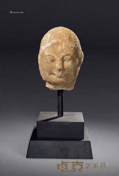 东魏 白石雕塑头像 长16cm；宽15cm；高23cm