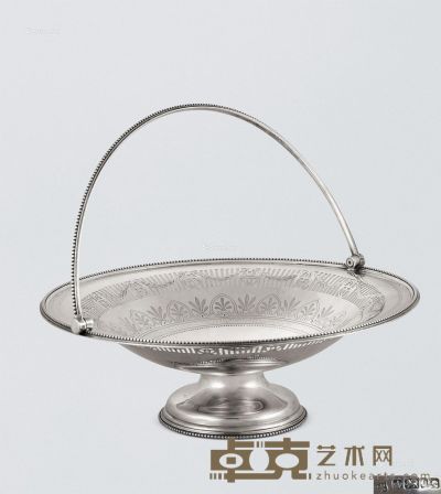 1876年作 维多利亚时期银制带提梁蛋糕篮 重490g；高22cm