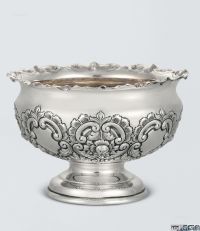 1909年作 爱德华国王时期圆形银制带座碗