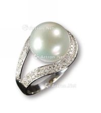 白珍珠戒指
