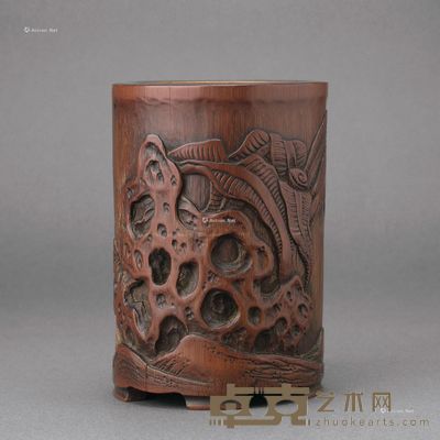 清代 竹刻蕉石纹笔筒 高12.8cm