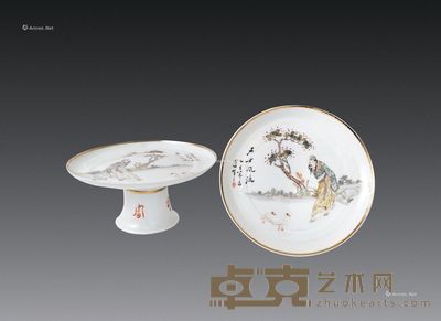 民国 粉彩人物高足盘 (一对) 高8cm
