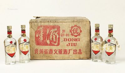 1990年产原箱董牌铁盖董酒