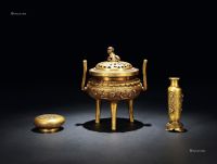 清 铜鎏金盒、炉、瓶 （三件）