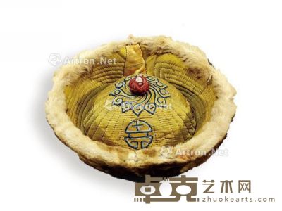 黄地龙纹寿字海龙皮官帽 直径29cm