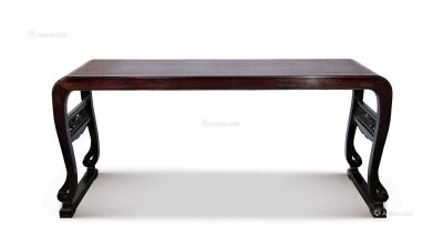 红木龙纹琴桌