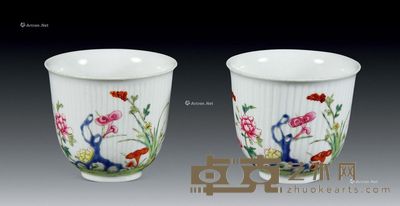 清 粉彩花卉纹酒杯 (一对) 直径7.5cm