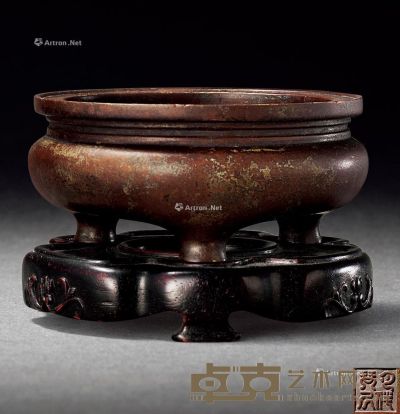 清中期 铜三足炉 高4.8cm