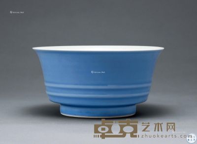 清雍正 天蓝釉弦纹碗 直径18.2cm