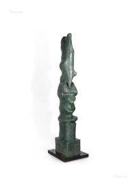 亨利·摩尔 向上的动力#7 铜雕 绿锈色